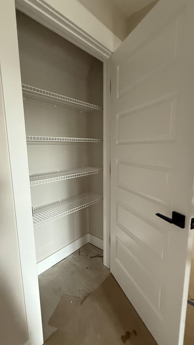 839 Stovers Gln, Murfreesboro, TN 37128 - view of closet