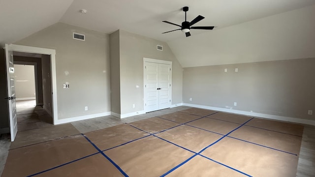 839 Stovers Gln, Murfreesboro, TN 37128 - unfurnished bedroom with lofted ceiling, a closet, and a ceiling fan