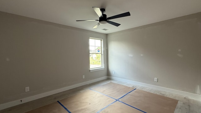 839 Stovers Gln, Murfreesboro, TN 37128 - empty room with baseboards and a ceiling fan