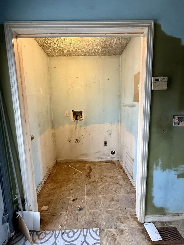 laundry room with hookup for an electric dryer and washer hookup