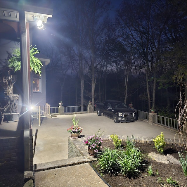 exterior space featuring fence