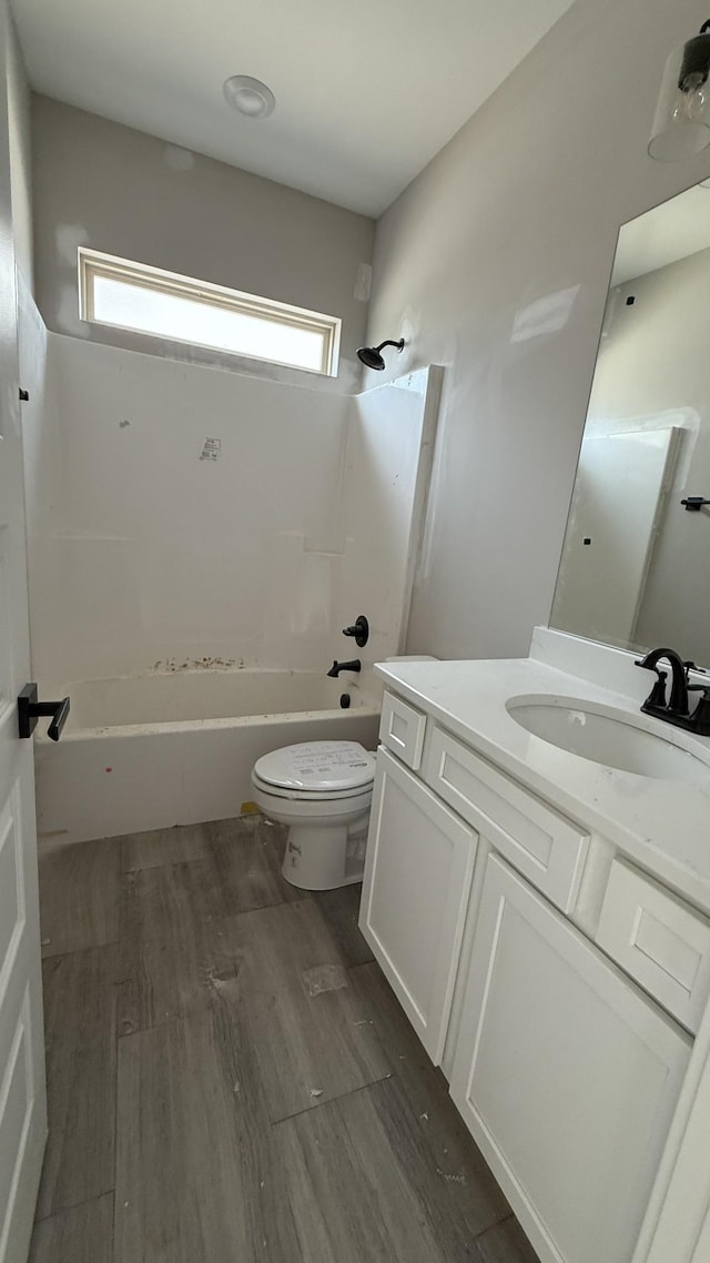 835 Stovers Gln, Murfreesboro, TN 37128 - bathroom with toilet, shower / bath combination, vanity, and wood finished floors