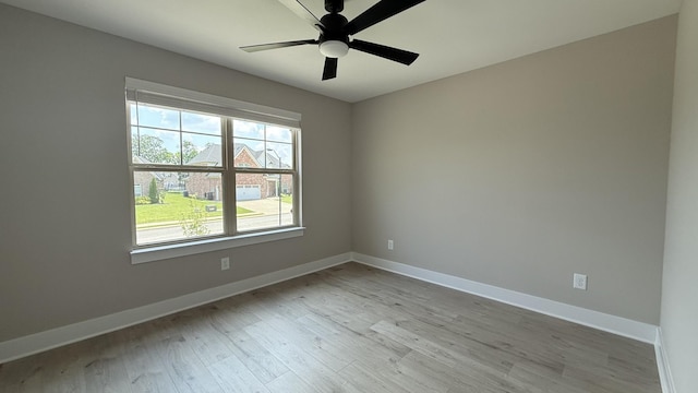 835 Stovers Gln, Murfreesboro, TN 37128 - spare room featuring light wood-style flooring and ceiling fan