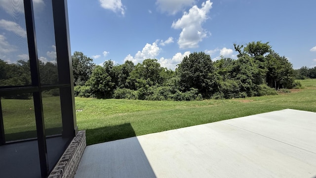 835 Stovers Gln, Murfreesboro, TN 37128 - view of green lawn featuring a patio area