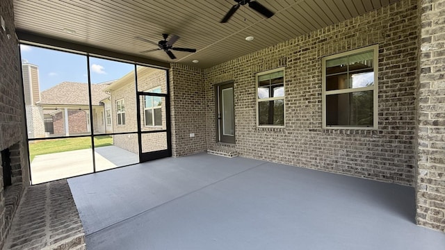 835 Stovers Gln, Murfreesboro, TN 37128 - unfurnished sunroom with a ceiling fan