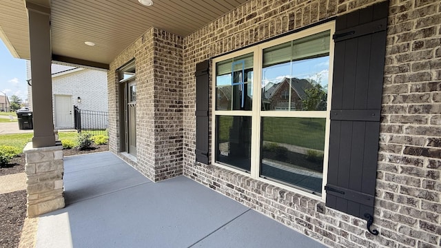 835 Stovers Gln, Murfreesboro, TN 37128 - view of covered porch