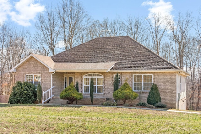 view of front of house with a front yard