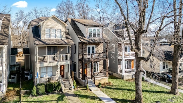 view of front of house with a front yard