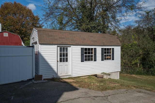 view of outdoor structure