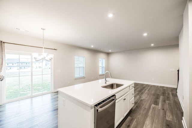 1335 Crescent Ridge Dr, Gallatin, TN 37066 - kitchen featuring sink, hanging light fixtures, a center island with sink, dishwasher, and white cabinets