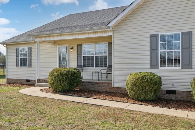 view of front of property with a front yard