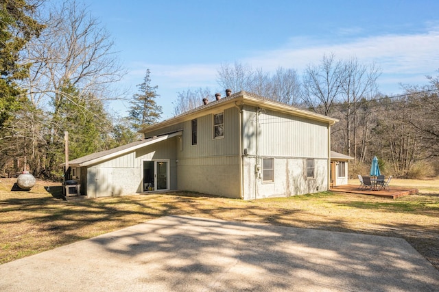 back of house featuring a patio