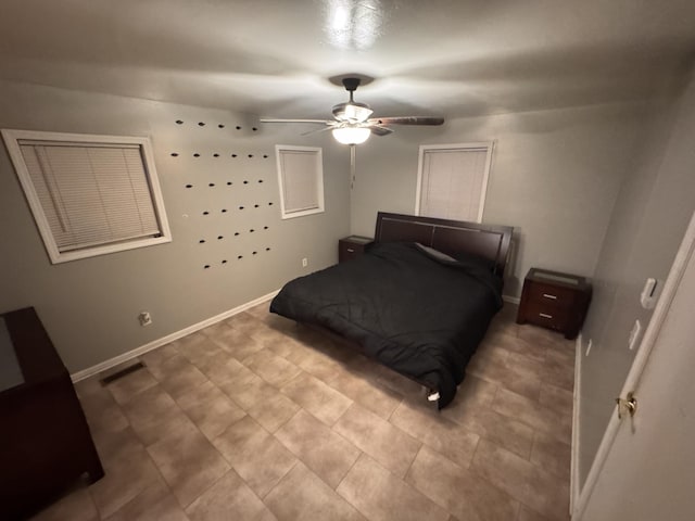 bedroom featuring ceiling fan