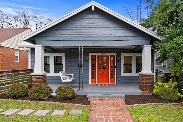 view of front of house featuring a porch