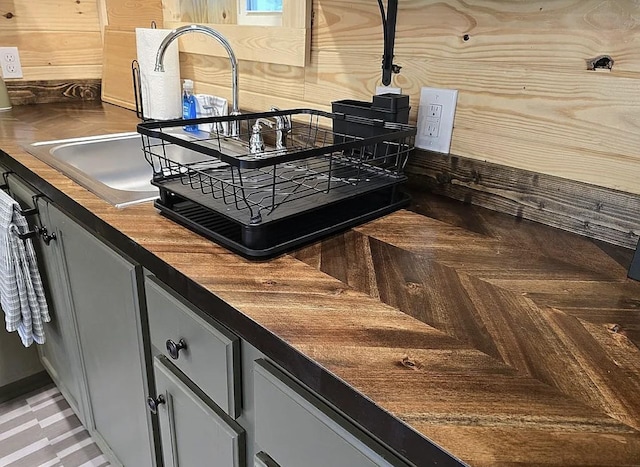 details featuring butcher block countertops