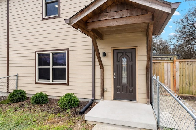 view of property entrance