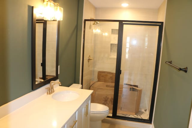 3 Charleston Cv, Clarksville, TN 37043 - full bathroom featuring a shower stall and vanity