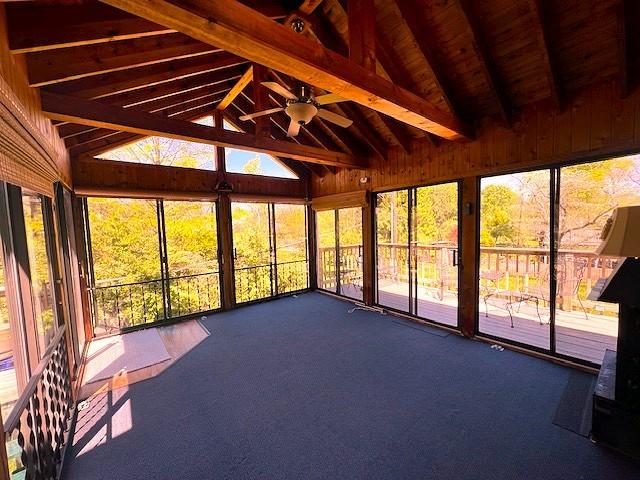 115 Maplemere Dr, Clarksville, TN 37040 - unfurnished sunroom with ceiling fan