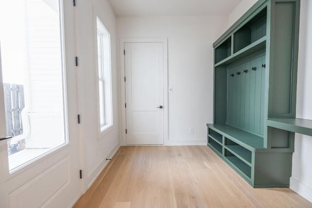 4044 Penfield Dr Unit C, Franklin, TN 37069 - mudroom featuring light wood finished floors and baseboards