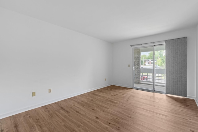474 S Main St Unit 203, Ashland City, TN 37015 - empty room featuring light hardwood / wood-style flooring