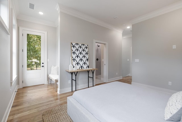 bedroom with recessed lighting, visible vents, baseboards, ornamental molding, and light wood-type flooring