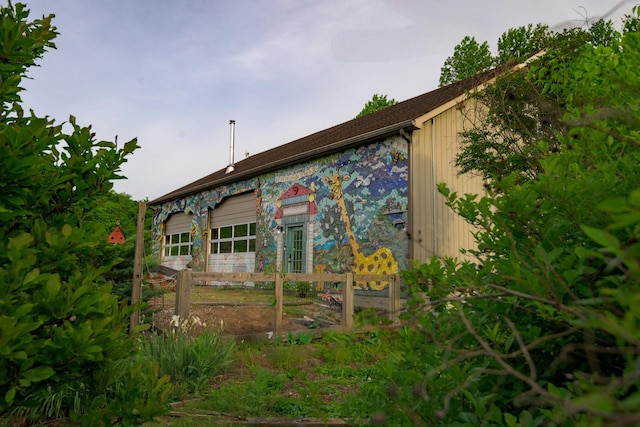view of property exterior