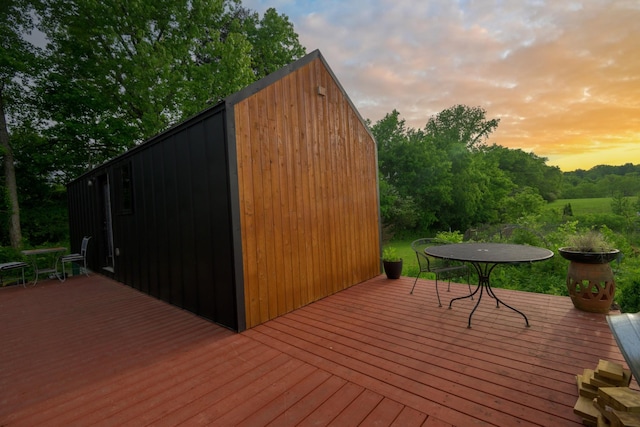 view of deck at dusk