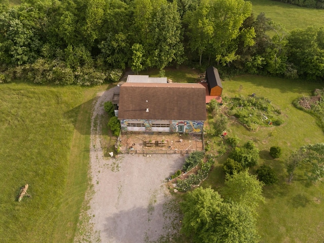 aerial view of property and surrounding area