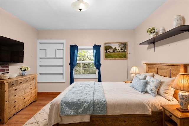1144 Miller Rd, Lewisburg, TN 37091 - bedroom with wood finished floors and baseboards