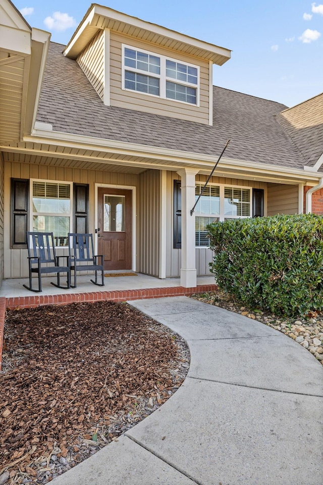 view of front of property with covered porch