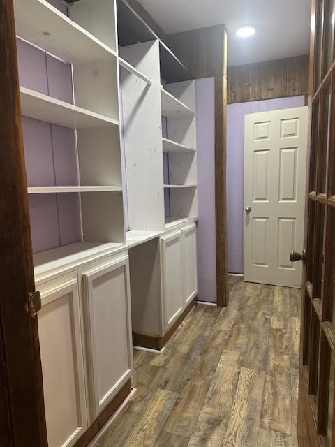 275 Patricia Cir, Indian Mound, TN 37079 - spacious closet with dark hardwood / wood-style floors