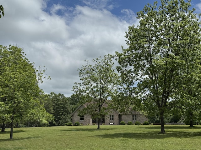 290 Parkway Rd, Tullahoma, TN 37388 - photo 2