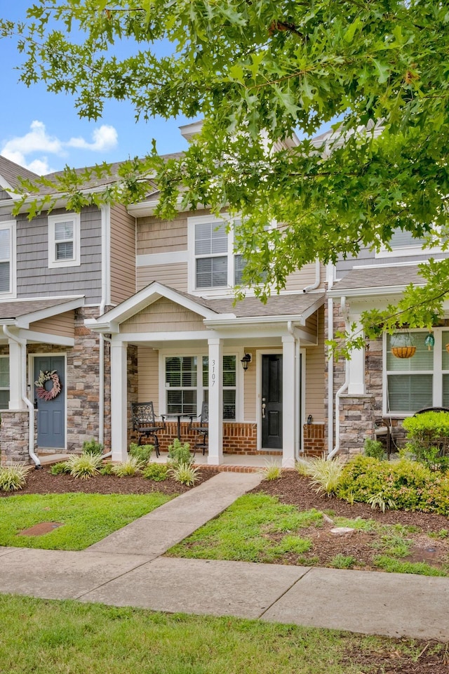 view of front of house featuring covered porch