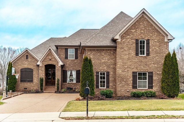 view of front of home with a front yard