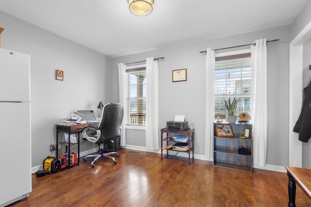 office area featuring dark hardwood / wood-style flooring