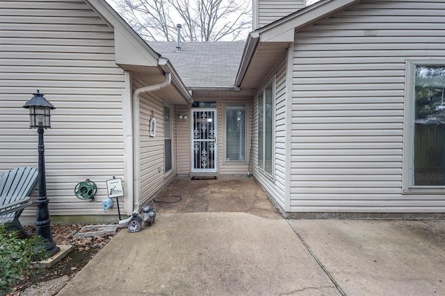 2958 Millers Pond Dr, Memphis, TN 38119 - doorway to property with a patio