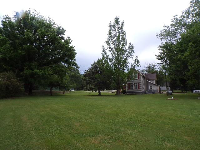479 Elora Rd, Elora, TN 37328 - view of green lawn