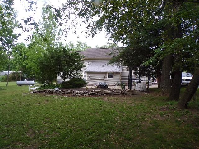 479 Elora Rd, Elora, TN 37328 - view of green lawn