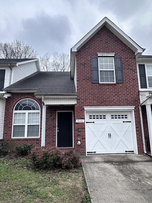 view of front facade with a garage