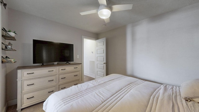 bedroom with a ceiling fan