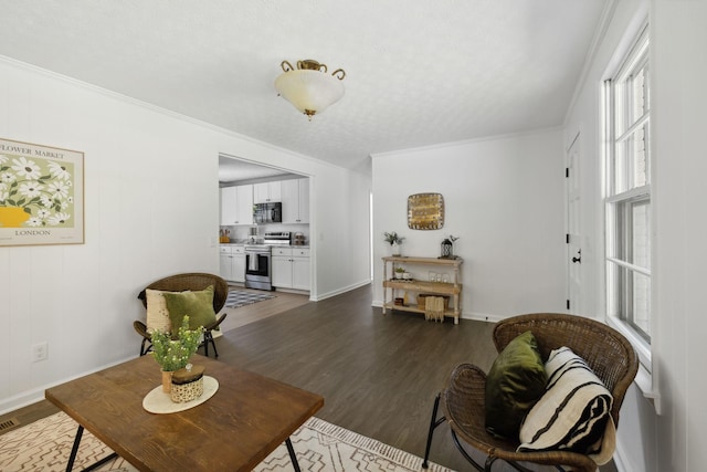 6992 Mill Creek Rd, Lyles, TN 37098 - living room featuring dark wood-type flooring, crown molding, and baseboards