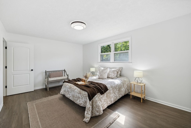 6992 Mill Creek Rd, Lyles, TN 37098 - bedroom featuring dark wood-style floors and baseboards