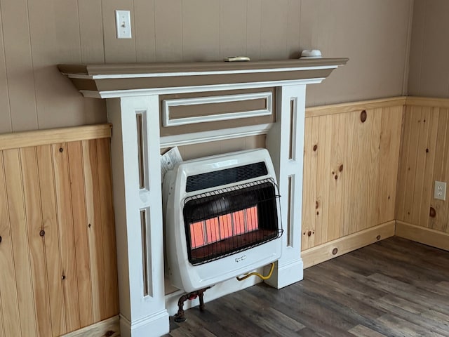 details with wood-type flooring and heating unit