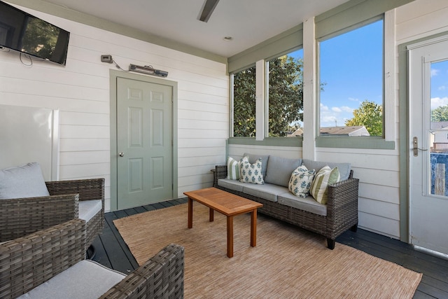 view of sunroom / solarium