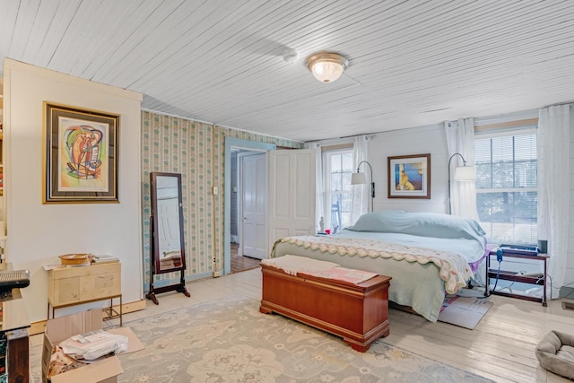 2360 Seven Mile Ferry Rd, Clarksville, TN 37040 - bedroom featuring multiple windows and wood-type flooring