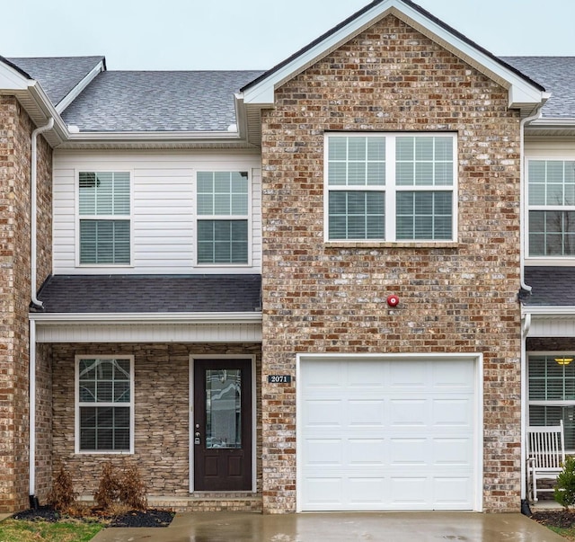 view of front of house featuring a garage