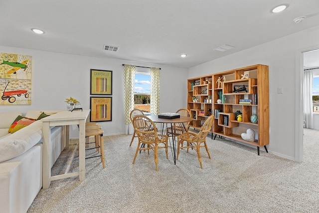 dining area featuring recessed lighting, baseboards, visible vents, and carpet flooring