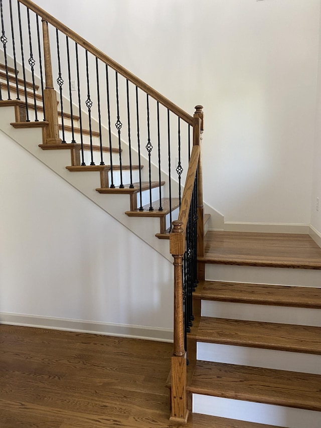 5107 General Eisenhower Dr, Murfreesboro, TN 37129 - stairway featuring baseboards and wood finished floors
