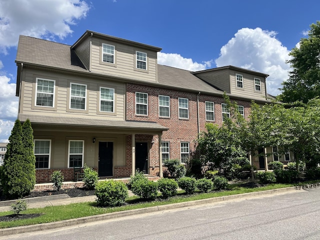 95 Plumlee Dr Unit 27, Hendersonville, TN 37075 - multi unit property with brick siding and covered porch