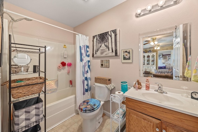 126 Andrea Ln, Monterey, TN 38574 - bathroom featuring toilet, ensuite bathroom, shower / bath combo with shower curtain, ceiling fan, and vanity